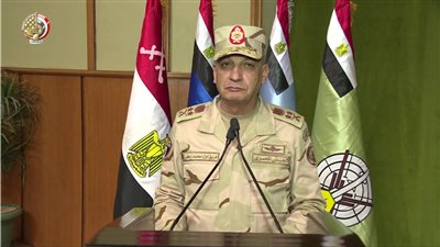 الفريق أول محمد زكي يتفقد المنظومة التعليمية بأحد المراكز التدريبية للقوات المسلحة