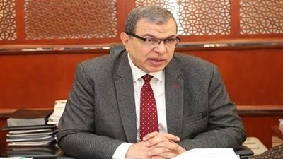 القوى العاملة: صرف المستحقات المتأخرة لمصري استغاث لعدم حصوله على راتبه بالكويت 