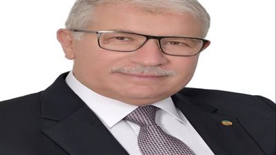  رئيس المقاولون العرب يتابع تطوير 161 قرية بمبادرة 
