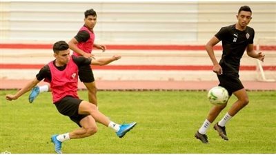 أشرف بن شرقي ينتظم في تدريبات الزمالك الجماعية