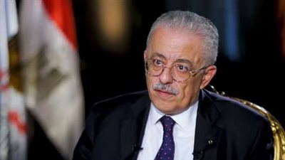 طارق شوقي يوجه بتخصيص 80 سريرا بإحدى مدارس طهطا لخدمة المصابين 