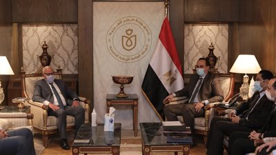 محافظ بورسعيد يعلن تشغيل مستشفى 30 يونيو وعدد من الأقسام المستحدثة بالتأمين الصحي الشامل  