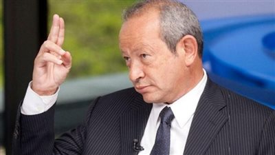 نجيب ساويرس يوجه رسالة لرئيس هيئة قناة السويس بعد حل أزمة السفينة الجانحة