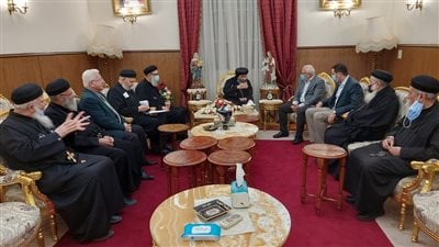 محافظ بورسعيد يشيد بدور الكنيسة في التوعية من مخاطر 