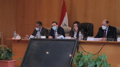 محافظ دمياط تبحث مخطط تطوير 28 قرية بكفر سعد ضمن 
