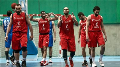 الأهلي يفاضل بين صربي وإسباني ومصري لتدريب فريق “السلة رجال”