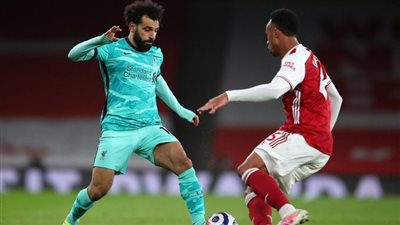 محمد صلاح يعزز تقدم ليفربول أمام أرسنال ويعود لصدارة هدافي البريميرليج 