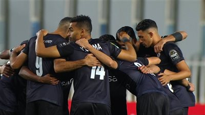 الزمالك يصل إلى فندق الإقامة بعد مواجهة مولودية الجزائر 