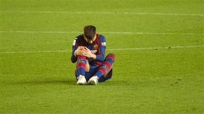 جيرارد بيكيه يواجه شبح العقوبة بسبب ركوب الأمواج