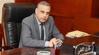بعد تحريك أسعار الوقود.. محافظ سوهاج يُشدد على سائقي الأجرة بعدم رفع تعريفة المواصلات