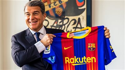 حالة خراب.. لابورتا يكشف حجم ديون برشلونة