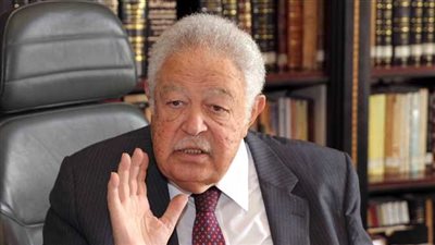 رجائي عطية يناقش قضايا تخص المحامين خلال بث مباشر ظهر اليوم