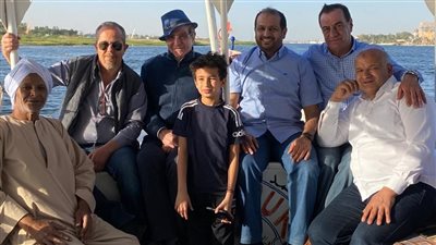 السفير الإماراتي يقوم بجولة نيلية في محافظة الأقصر (صور)