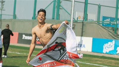 بعد قرار العفو.. إمام عاشور وأحمد عيد يشاركان في تدريبات الزمالك 
