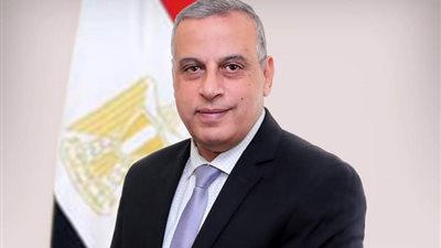 محافظ سوهاج يهنئ الرئيس عبد الفتاح السيسي بحلول شهر رمضان المبارك    