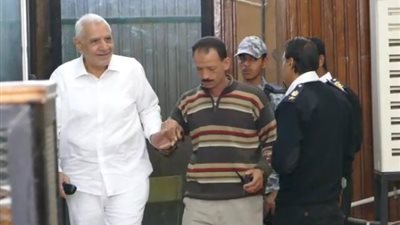 تأجيل محاكمة عبد المنعم أبو الفتوح ومحمود عزت وآخرين بتهمة نشر أخبار كاذبة لجلسة 22 يناير