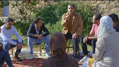 الداعية عمرو خالد يكشف سر العلاقة العجيبة بين التقوى وحسن الخلق