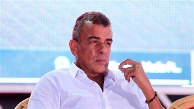 بعد تعافيه من كورونا.. مرتجي يجتمع مع الطاقم الإداري لبعثة الأهلي بالإمارات