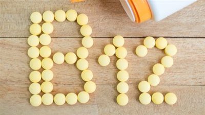 تعرف على فوائد فيتامين B12 لتقوية الأعصاب بالجسم 