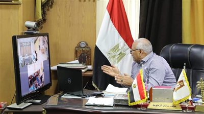 محافظ الوادي الجديد: توزيع 20 ألف كرتونة رمضان و10 أطنان لحوم للحالات المستحقة