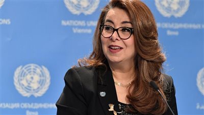 غادة والي: السيدات يعانين من عدم المساواة ويحملن العبء الأكبر خلال أزمة كورونا