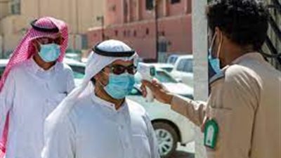 هل تعود السعودية للحظر بعد ارتفاع إصابات كورونا؟