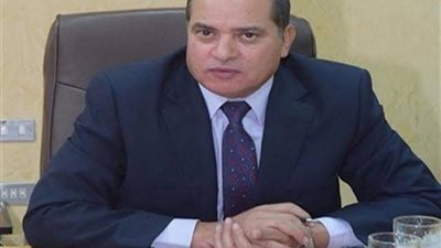 رئيس جامعة سوهاج ينفي إشاعة وقف الدراسة بالجامعة بسبب فيروس كورونا    