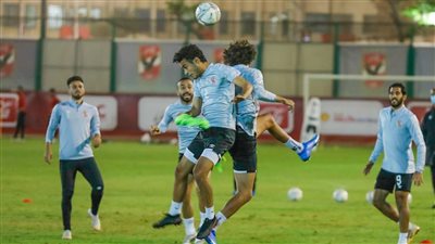 الأهلي يستدرج سموحة الليلة لاستعادة صدارة الدوري