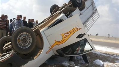 إصابة سائق مقيم بمحافظة الدقهلية بنزيف بالمخ إثر انقلاب سيارته في سوهاج