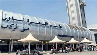 مطار القاهرة يستقبل 13 ألف راكب قادمين على متن 143 رحلة
