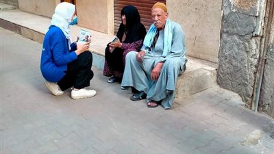 بعد تصدرها أعلى نسبة إصابة بفيروس كورونا.. فرق التواصل المجتمعي تنشر التوعية بشوارع المراغة    
