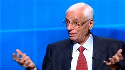 حسام موافي: المتكبر يعاني الضغط والصداع.. والمتواضع صحته أفضل 