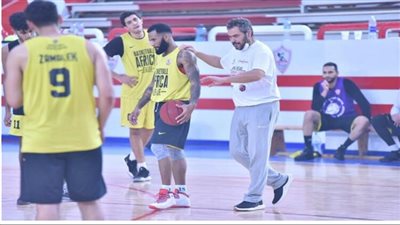 مولكو سليمان يصل القاهرة للانضمام لسلة الزمالك