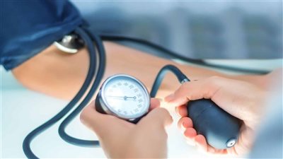 منها القرفة والزنجبيل.. تعرف على طرق علاج ضغط الدم بالأعشاب والمكونات الطبيعية