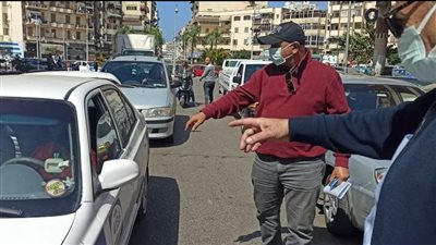 محافظ بورسعيد: حملات مكثفة وغرامات فورية لغير الملتزمين بارتداء الكمامة (صور)  