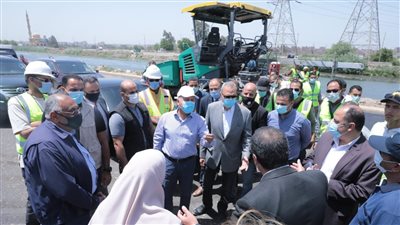 وزير النقل يتابع تنفيذ أعمال المرحلة الأولى من مشروع إنشاء طريق حر شرق الرياح التوفيقي
