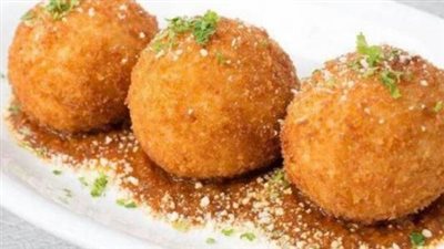 من المطبخ الإيطالي.. طريقة عمل كروكيت الأرز بالجبن