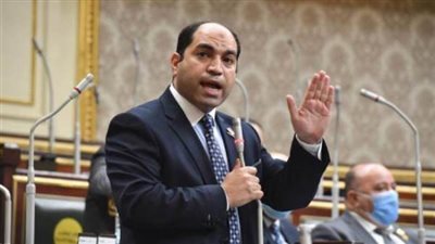 محلية النواب عن انتشار الباعة الجائلين: ظاهرة سلبية.. ولا بد من تقنين أوضاعهم