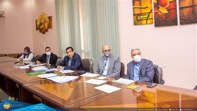 رئيس جامعة طنطا يترأس لجان المتقدمين لشغل مهام إدارية بالمراكز الرئيسية والوحدات 