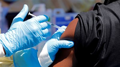 الرعاية الصحية:  فاعلية لقاح كورونا تتخطى الـ 86% وتحمى من الدخول في مضاعفات حرجة بنسبة 100%