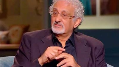 متابع ينتحل شخصية أحمد حلاوة للنصب على الجمهور.. والفنان: أنا بريء