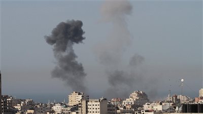 استشهاد 9 فلسطينيين وإصابة آخرين خلال غارات الاحتلال الإسرائيلي على قطاع غزة