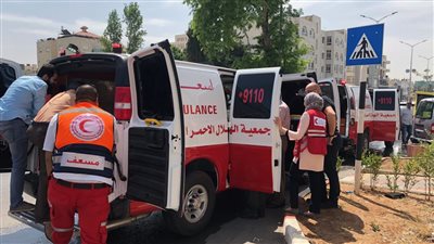 الهلال الأحمر الفلسطيني: إصابة أكثر من 334 مواطنًا خلال المواجهات مع قوات الاحتلال الإسرائيلي