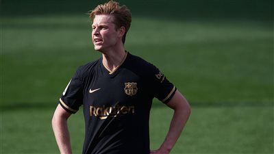 برشلونة يحاول إقناع دي يونج بالانتقال لــ مانشستر يونايتد