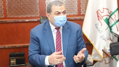 القوى العاملة تعلن تفاصيل تسوية القضايا العمالية للعمالة المصرية وديًّا