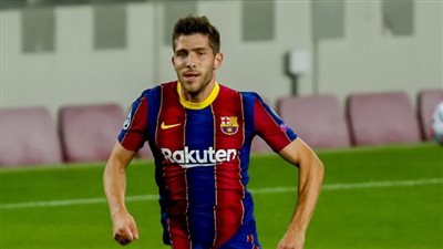 تطور في مفاوضات برشلونة مع سيرجي روبرتو لتجديد عقده