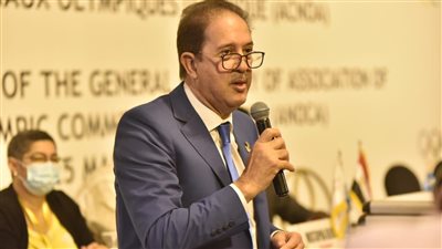 الجزائري مصطفى براف يفوز بمنصب رئيس أنوكا