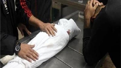 مصرع طفل دهسه لودر يقوده نجل عمه في سوهاج   