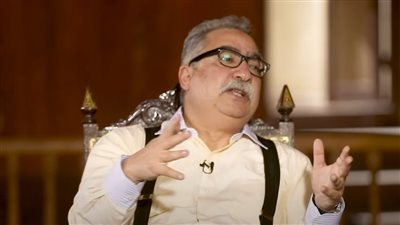 إبراهيم عيسى: التراويح ليست سنة.. وإذاعتها في مكبرات الصوت إرهاب 