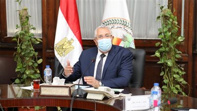 منها بر الأمان.. 4 مبادرات من الزراعة إلى الفلاحين والمربين